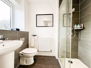 Photo 19- click for photo gallery